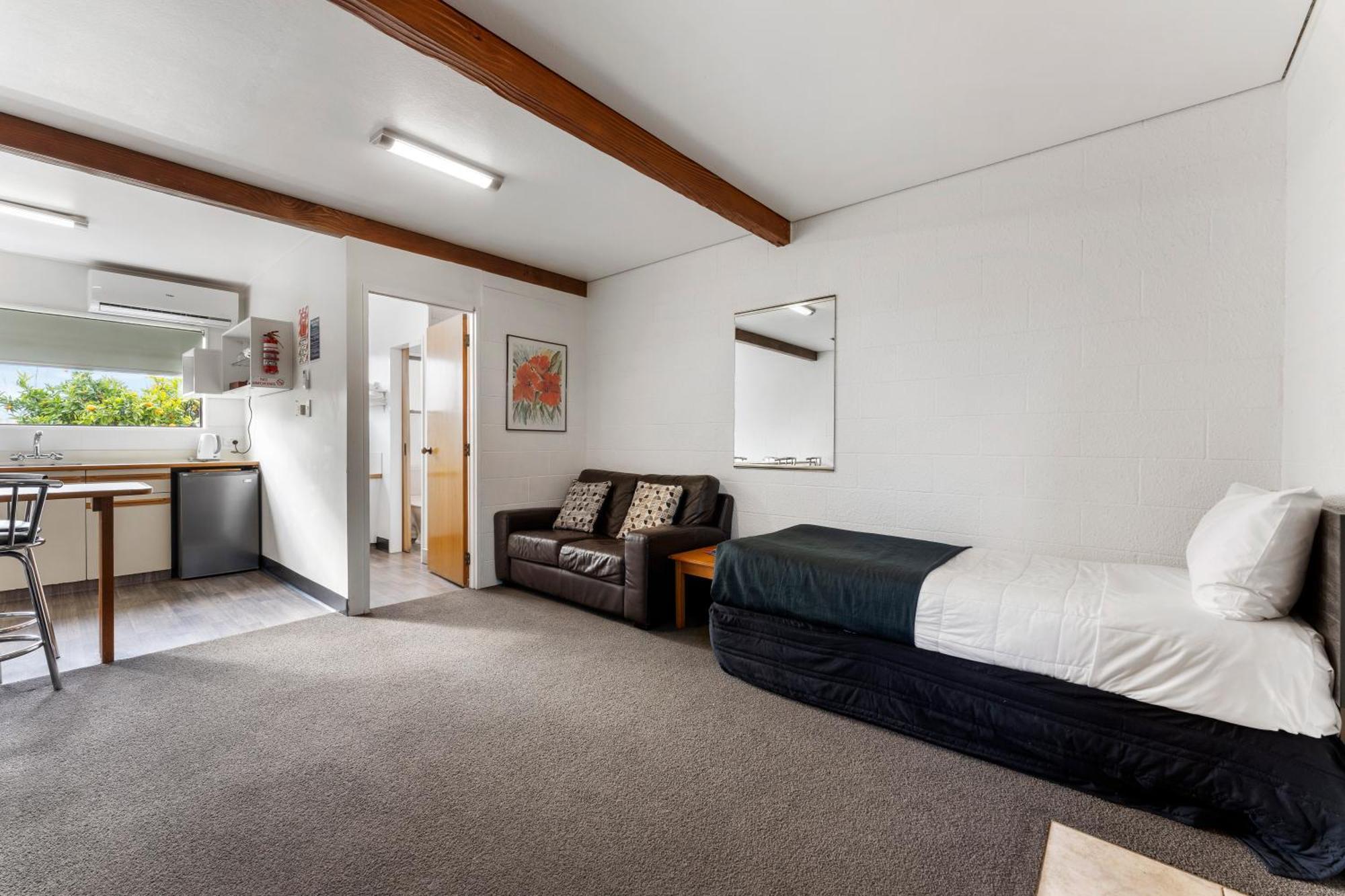 Coachman'S Lodge Motel Whanganui Extérieur photo