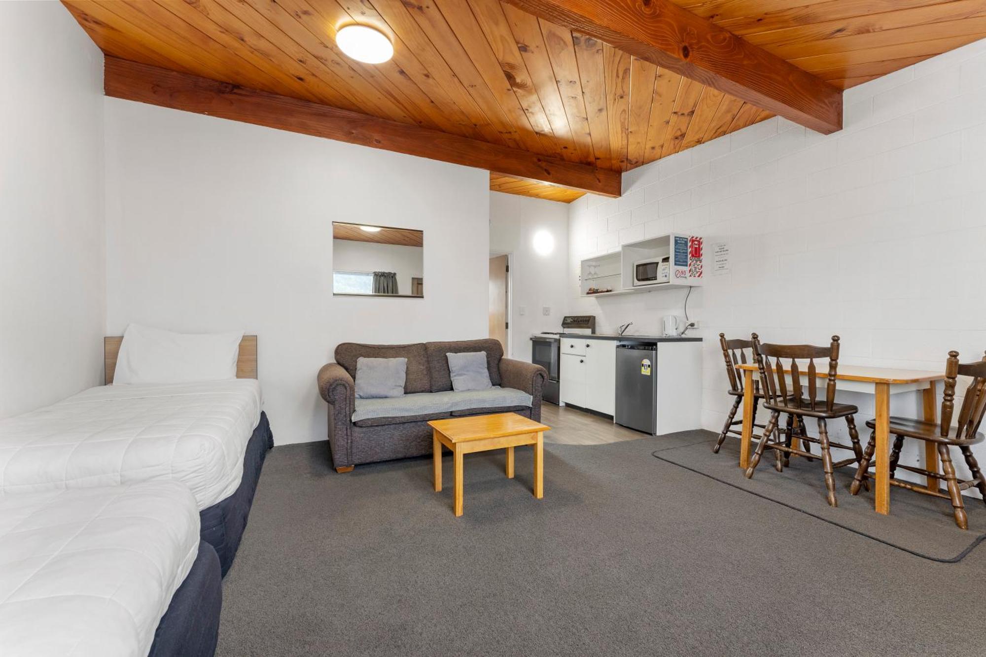 Coachman'S Lodge Motel Whanganui Extérieur photo
