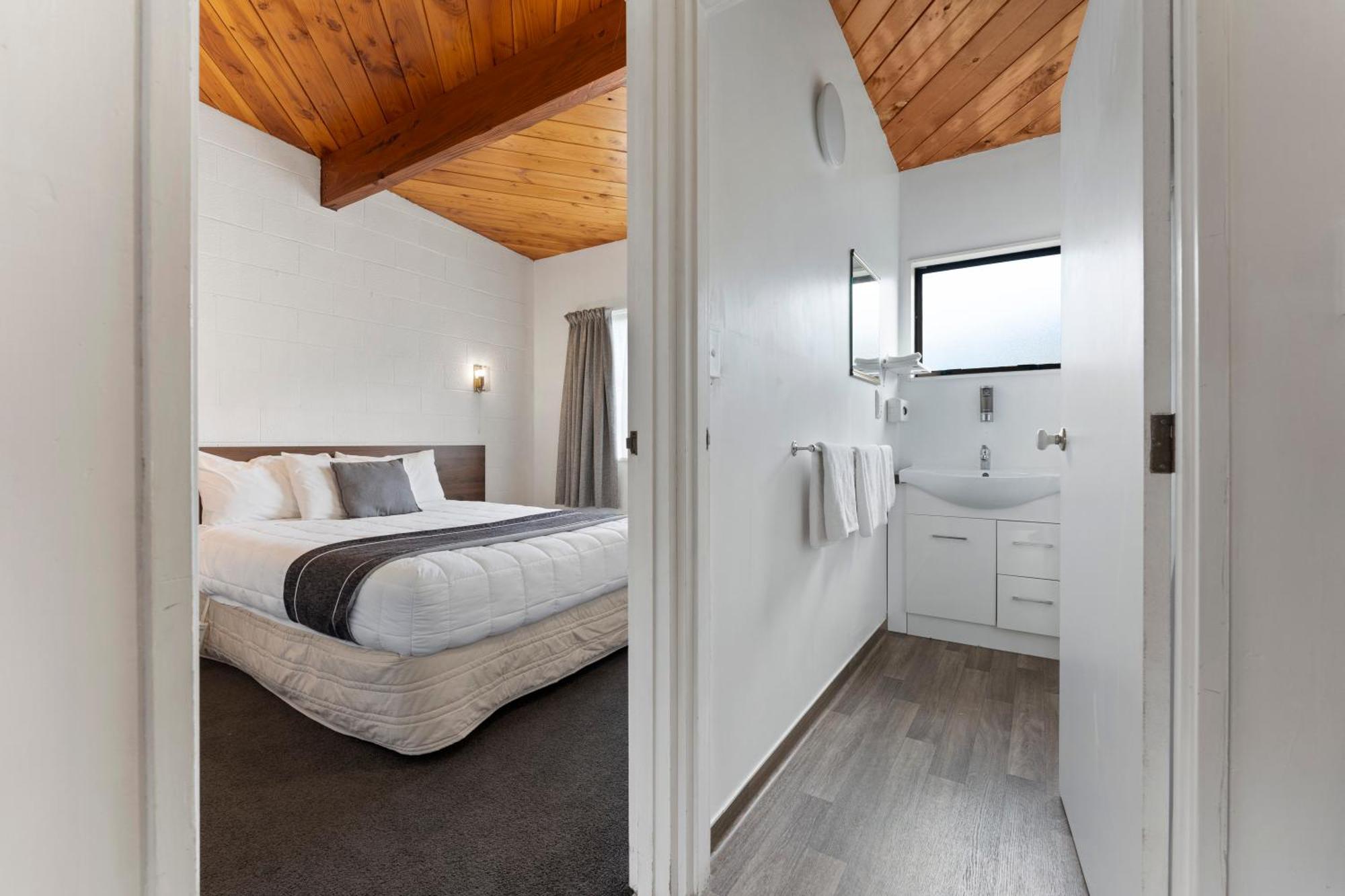 Coachman'S Lodge Motel Whanganui Extérieur photo