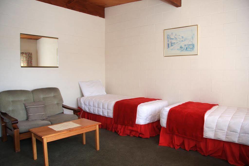Coachman'S Lodge Motel Whanganui Extérieur photo